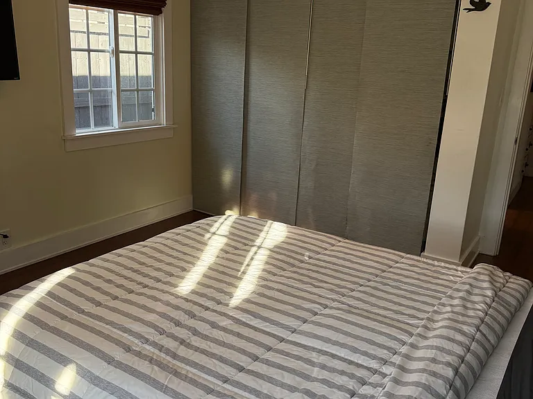 6254 Agnes Ave — Photo 35
