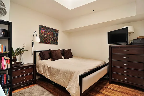 Rented by Corcoran | media 3