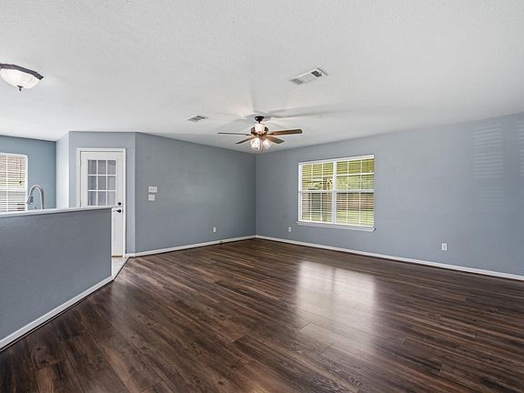 4th image of 116 N Tammye Ln