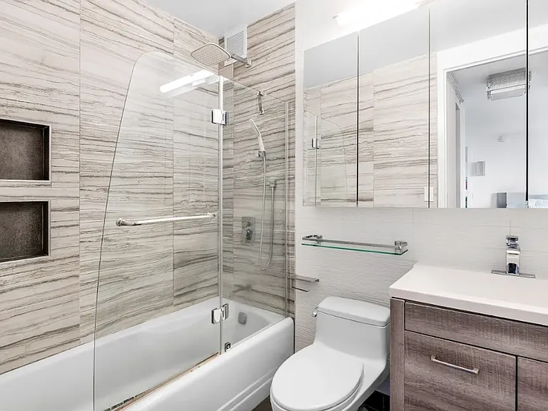 250 S End Ave #5FG — Photo 13