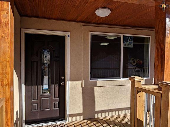 3rd image of 317 Canyon De Chelly Ln