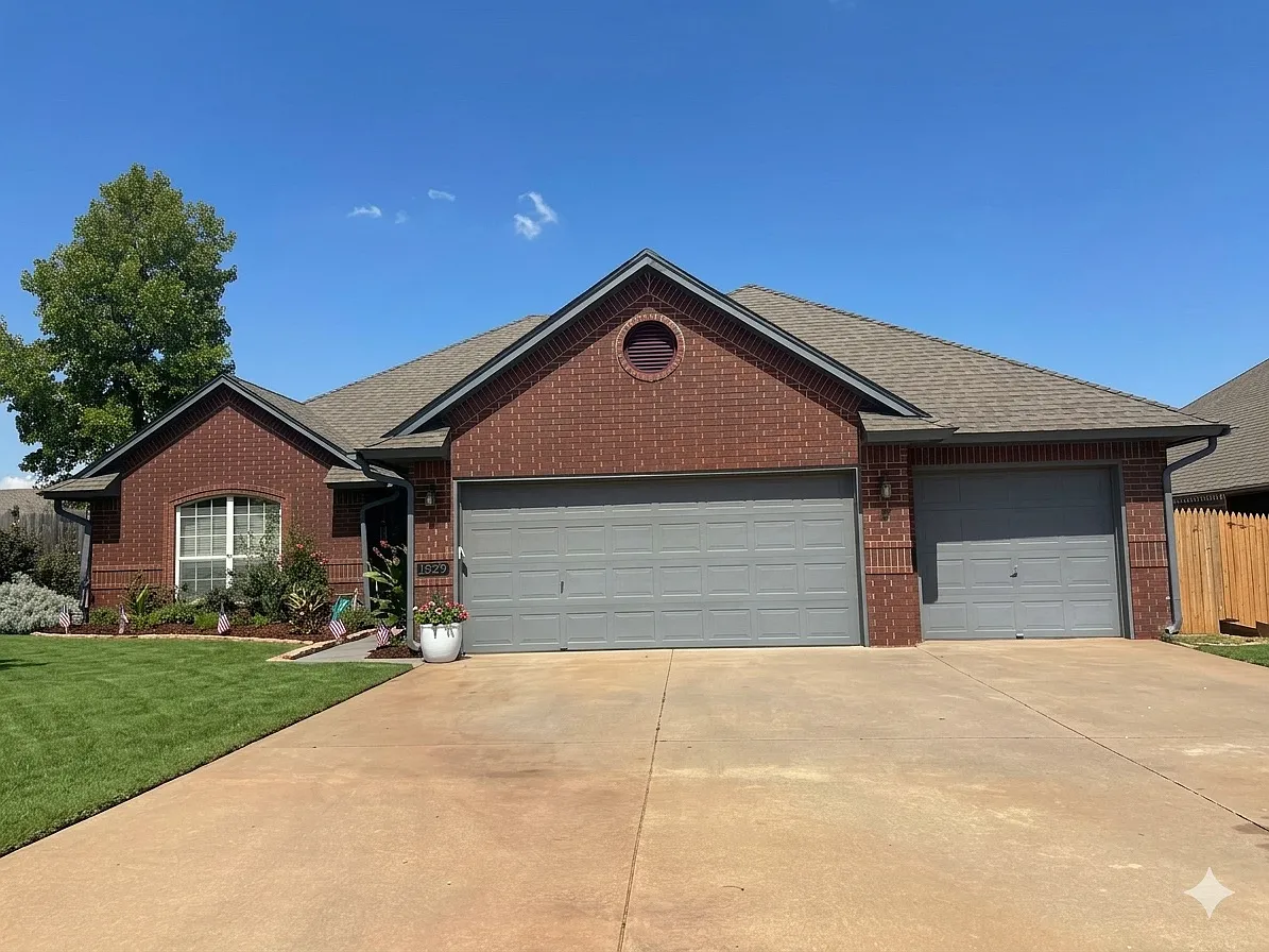 4 bed, 1842 sqft, $2,100 — Photo 3