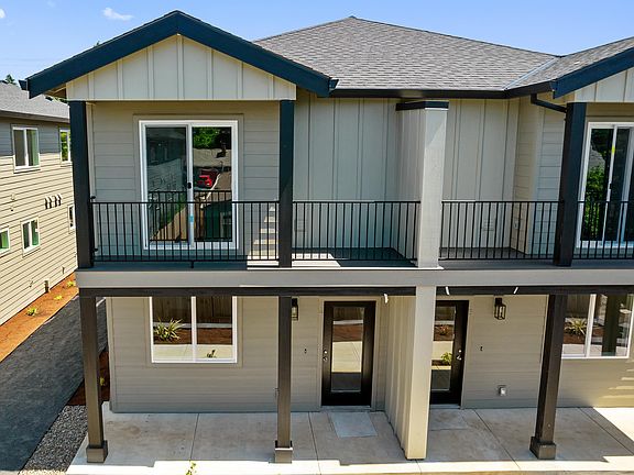 2nd image of 930 Molalla Ave #4