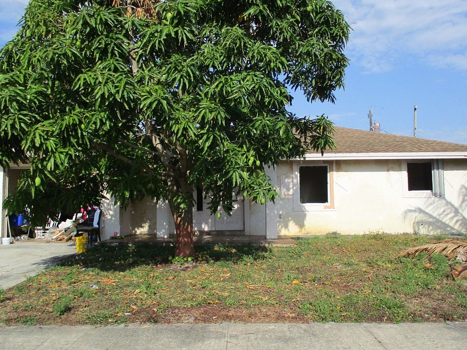 1st image of 1471 NW 3rd St