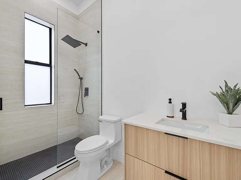 801 SE 6th Ct — Photo 31