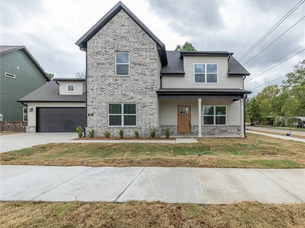 325 W Pear St, Fayetteville, AR 72703