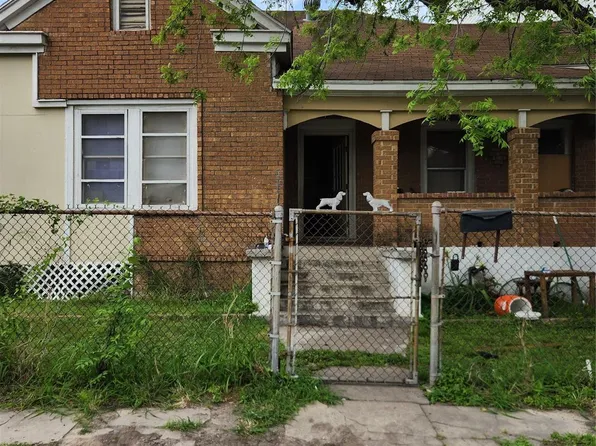 1717 Maury St, Houston, TX 77026