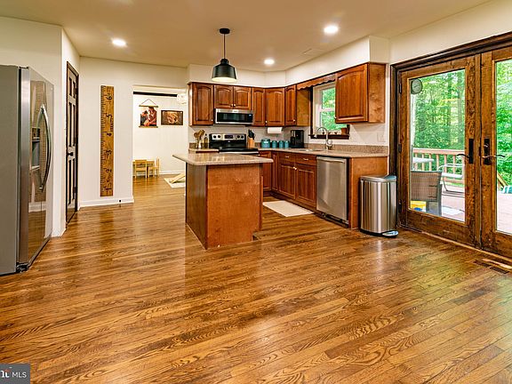 2nd image of 3105 Karen Dr