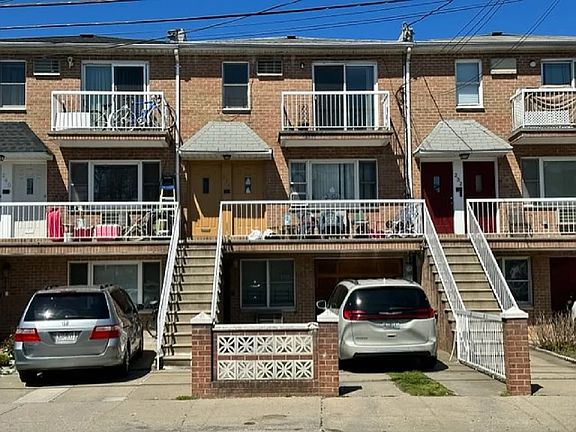 5th image of 236 Bay 13 St