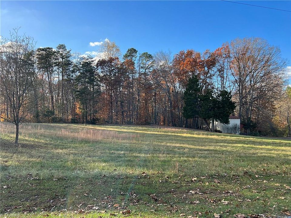 1st image of 1065 Mystic Ln
