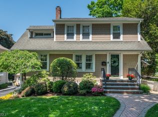 10 Irving Pl, Nutley, NJ 07110