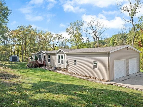 2nd image of 2500 Clay Pike