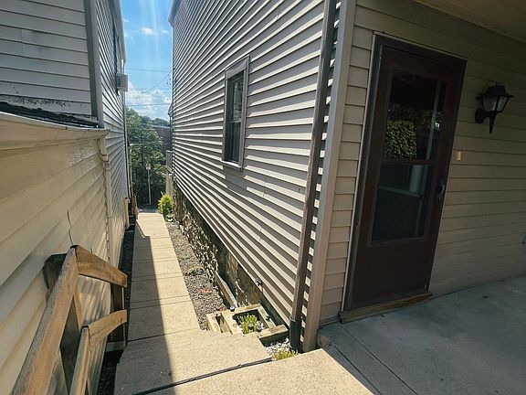 Sidewalk (2)