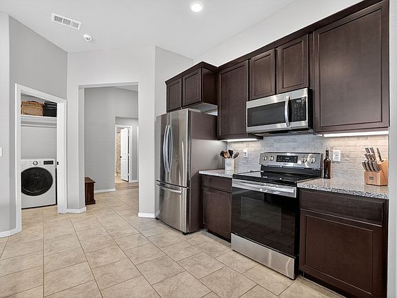 4th image of 6503 Ranch Ave