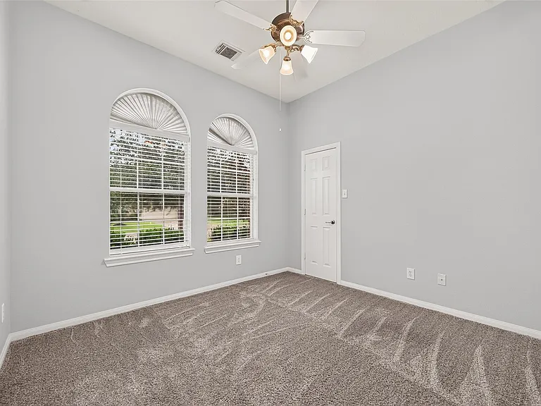 21610 Avalon Queen Dr — Photo 16