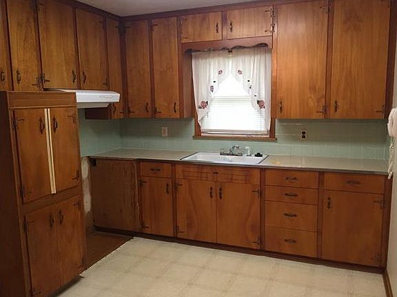 3rd image of 6526 Garfield Ave