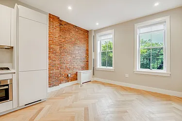 Rented by Akelius Real Estate Management