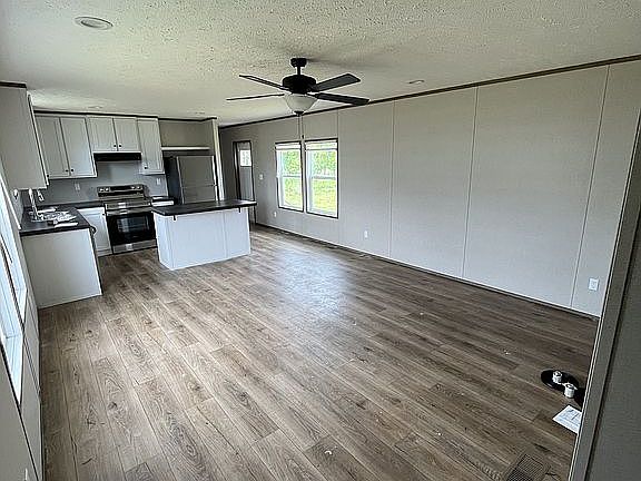 2nd image of 3000 Lee Road 10 Lot 332