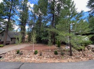 1360 E Lobo Ln, Munds Park, AZ 86017
