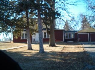 4006 S. Clark, Ceylon, MN 56121