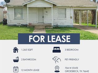 704 W State St, Groesbeck, TX 76642