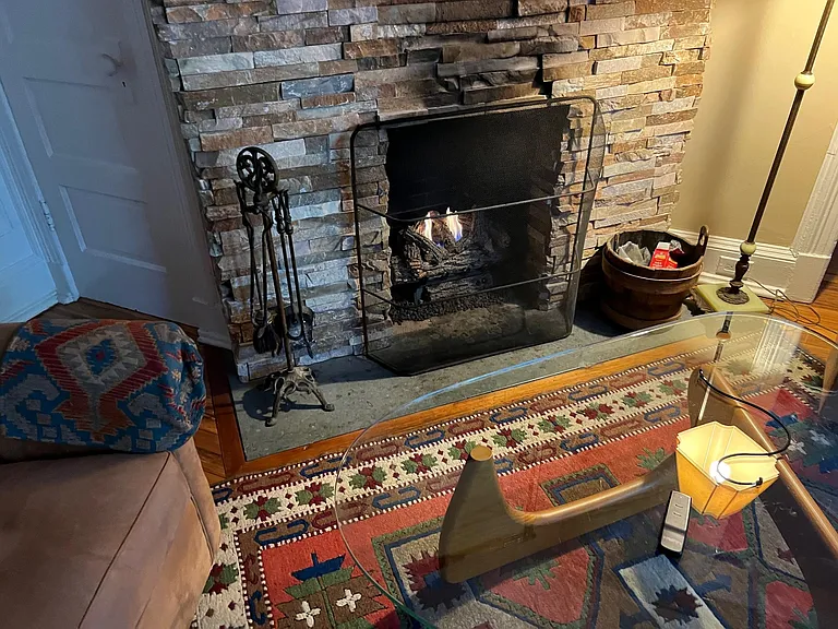 Entry foyer with gas fireplace