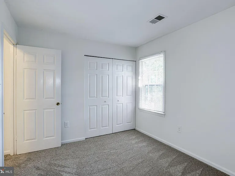9012 Penn Manor Ct — Photo 29