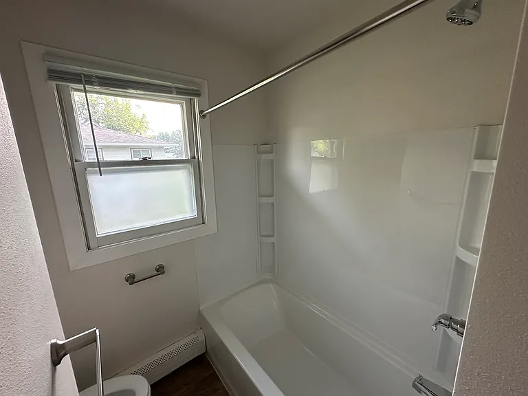 321 Delaware Ave SW #1 — Photo 6