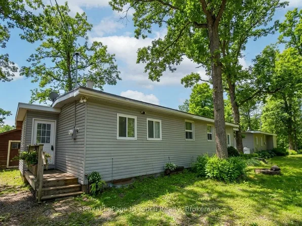 46 Long Point Rd, Tay, ON L0K 2C0