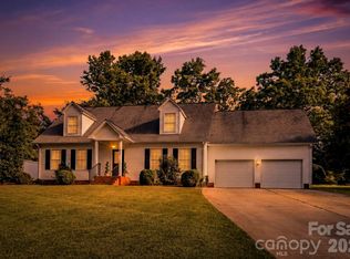 327 Sherry St, Rutherfordton, NC 28139