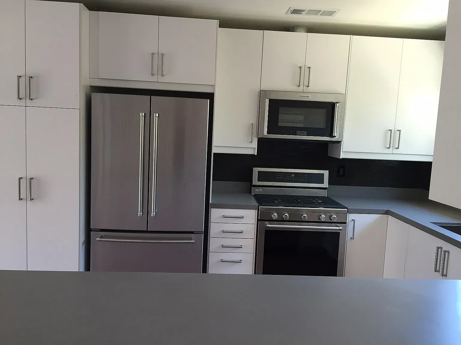 2 bed, 1.5 bath, 1200 sqft, $4,800 — Photo 3