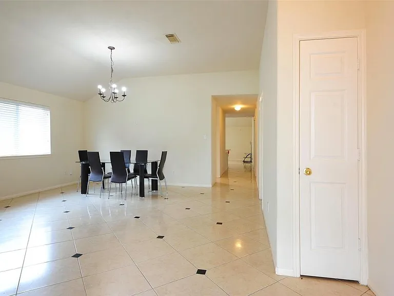 7023 Shaman Ln — Photo 8