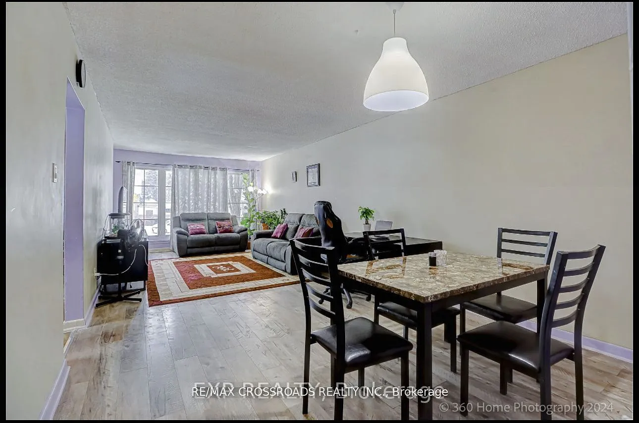 3 bed, $2,699 — Photo 3