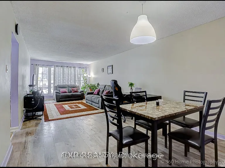 51 Santamonica Blvd S — Photo 3