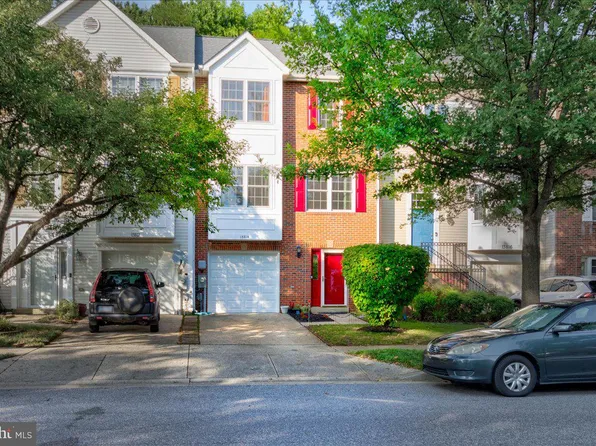 13814 Gullivers Trl, Bowie, MD 20720