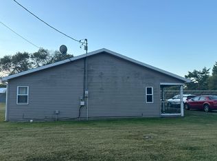 608 Calcari St, Gillespie, IL 62033