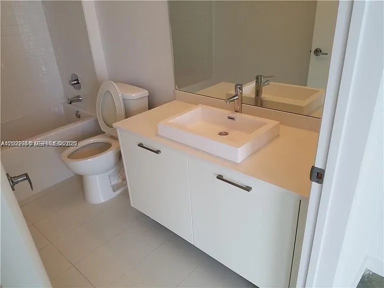 151 SE 1st St #3207 — Photo 8