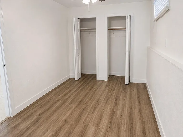 4326 E Glenrosa Ave — Photo 17
