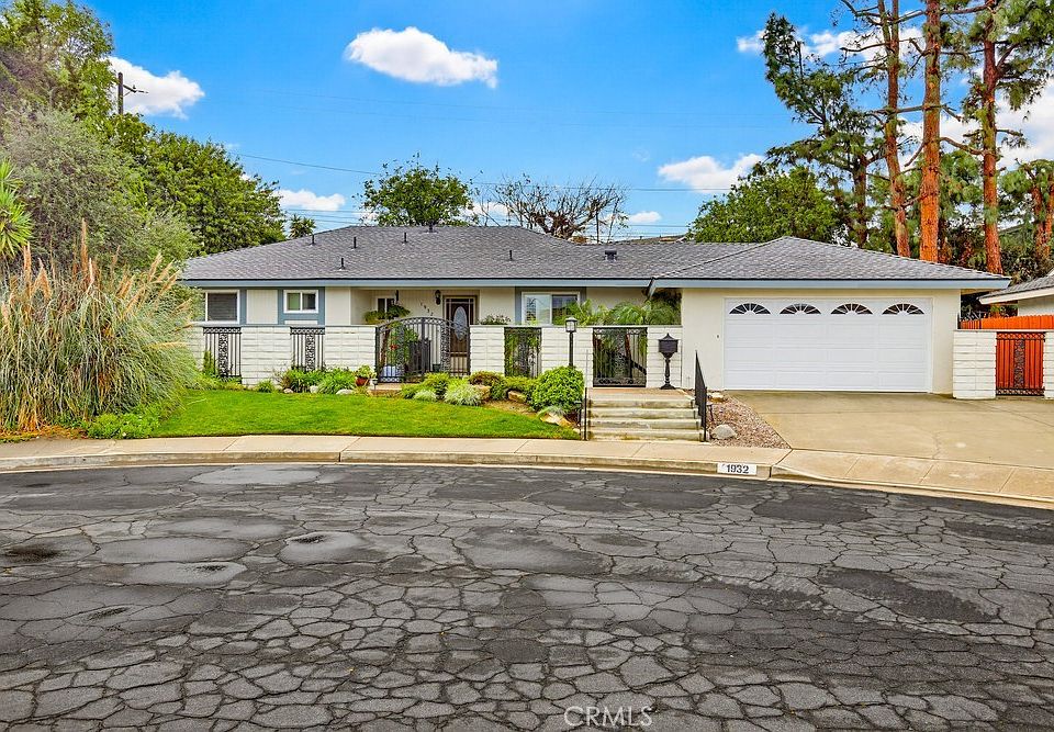 1st image of 1932 Mimosa Pl