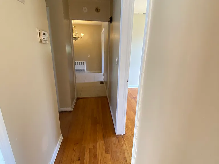 102 Titus Ave — Photo 6