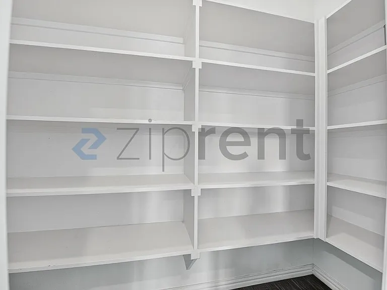 205 Somerset Dr — Photo 13