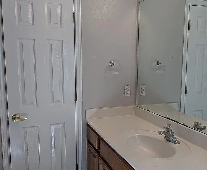 1149 Garland Ave #B — Photo 8