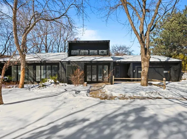 5909 Otter View Trl, White Bear Township, MN 55110