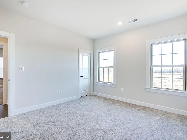 6547 Clubhouse Dr — Photo 53