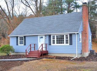 9 Meadowbrook Rd, Granby, CT 06035