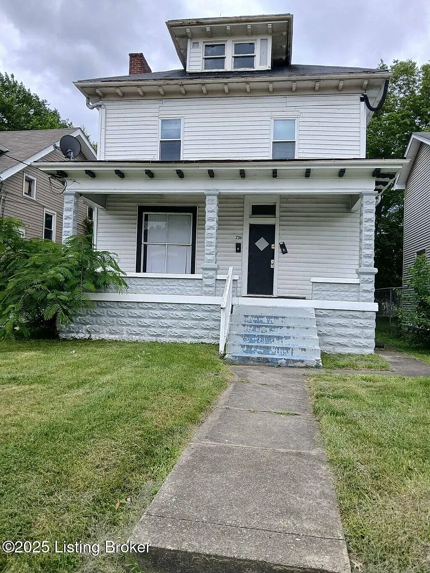 736 Dearborn Ave photo 1