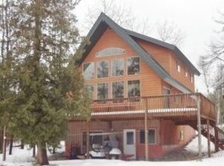 5107 Bay Shore Dr, Presque Isle, MI 49777