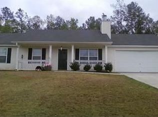 14 Connie Trl, Grantville, GA 30220