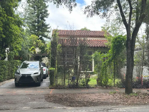 1107 Alhambra Cir, Coral Gables, FL 33134