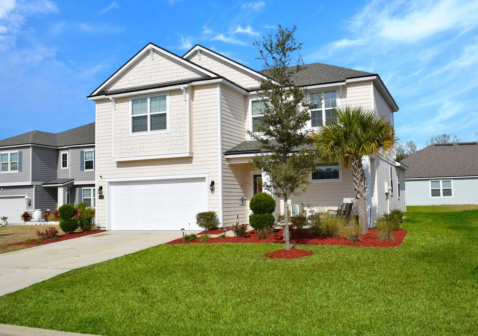 4 bedrooms 2.5 Baths - Alta Lakes - Easy commute Mayport- NAS - Kings Bay — Photo 1